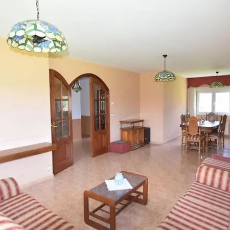 Casa Con Jardín, Al Lado De Playas بيت للعطل ثي