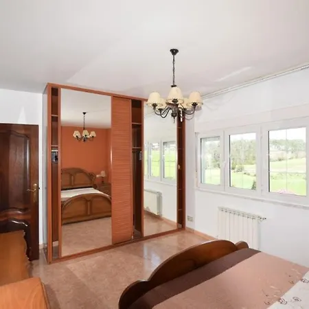 Casa Con Jardín, Al Lado De Playas Holiday home Cee