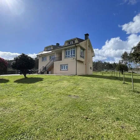 Casa Con Jardín, Al Lado De Playas